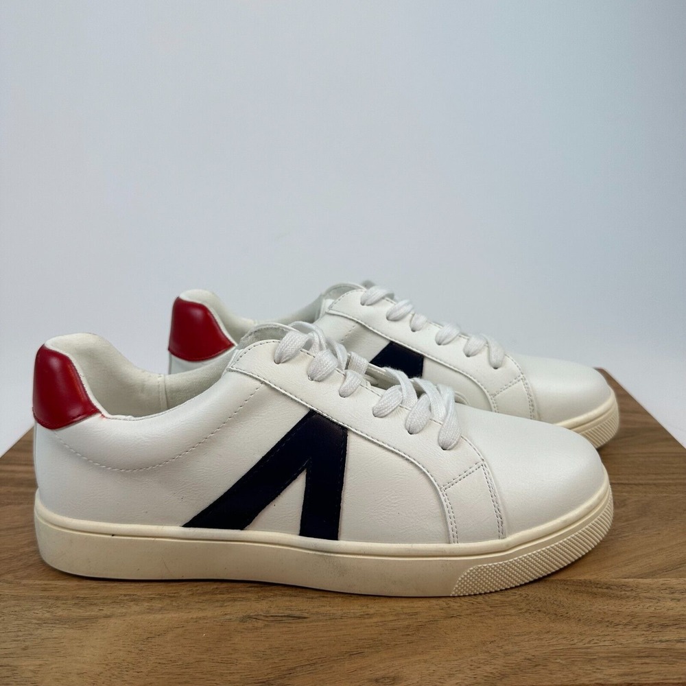 New NWOB Womens Mia Italia White Leather Casual Comfort Shoes Sneakers Size 10 M